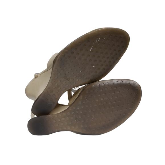 BCBGMaxazria Ivory Creme Ankle Strap Wedge Leather Sandals Size 10B - Picture 12 of 12